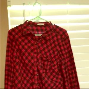 Maurice’s button-down